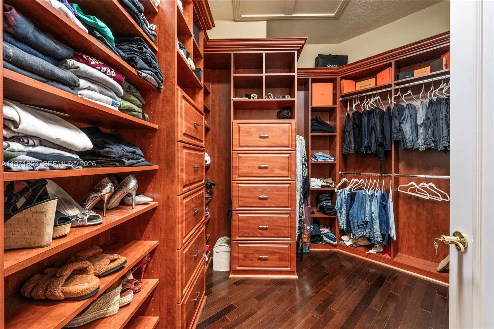 Property photo 81