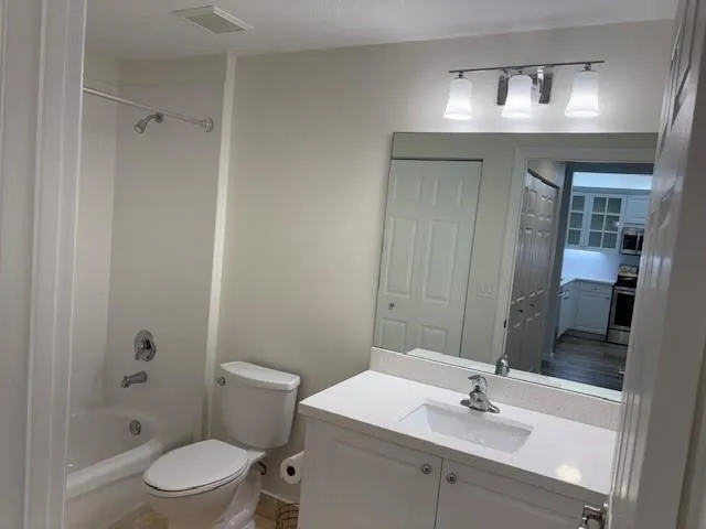 2nd Bathroom