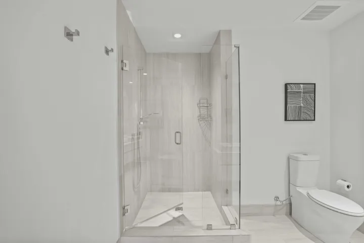 Main bathroom