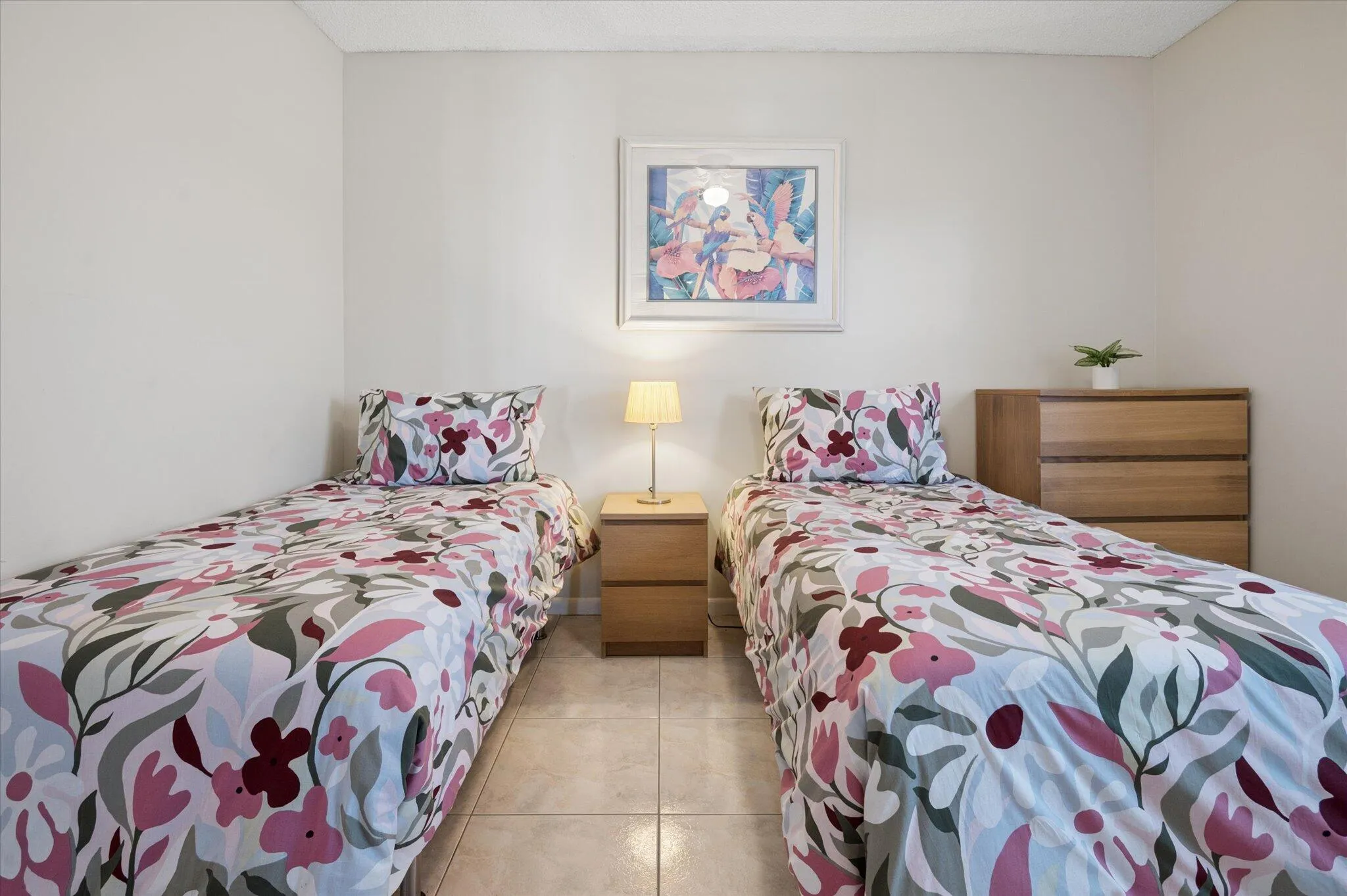16-Carbonara-720 Orton Ave #206 -16