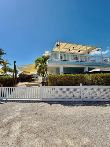 Side front and driveway