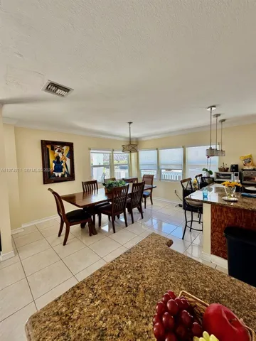 Formal dinning space + kitchen island