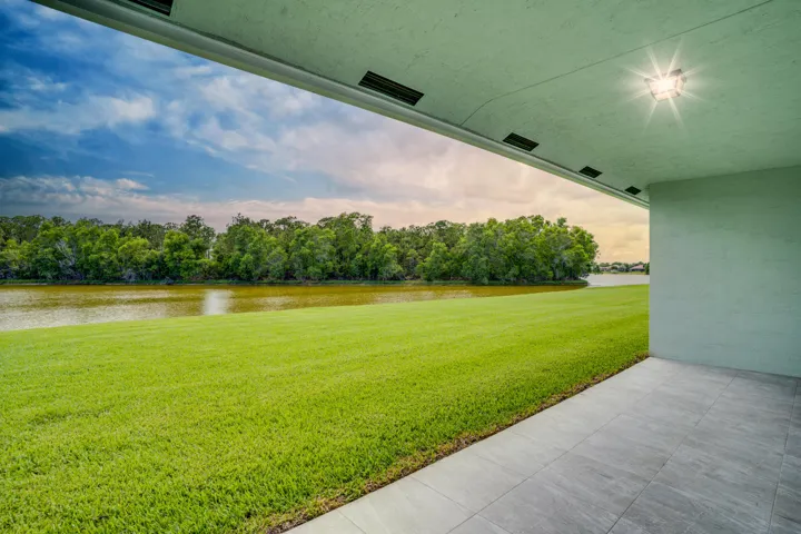 CMV09618HDR-Edit
