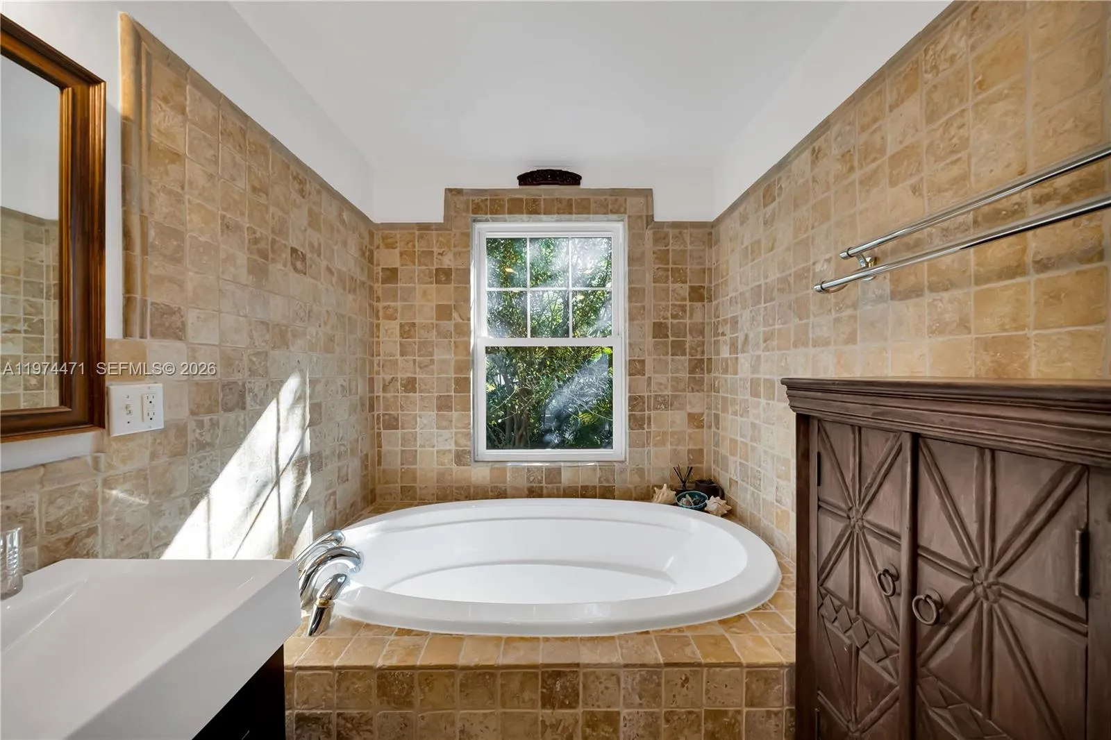 Property photo 183