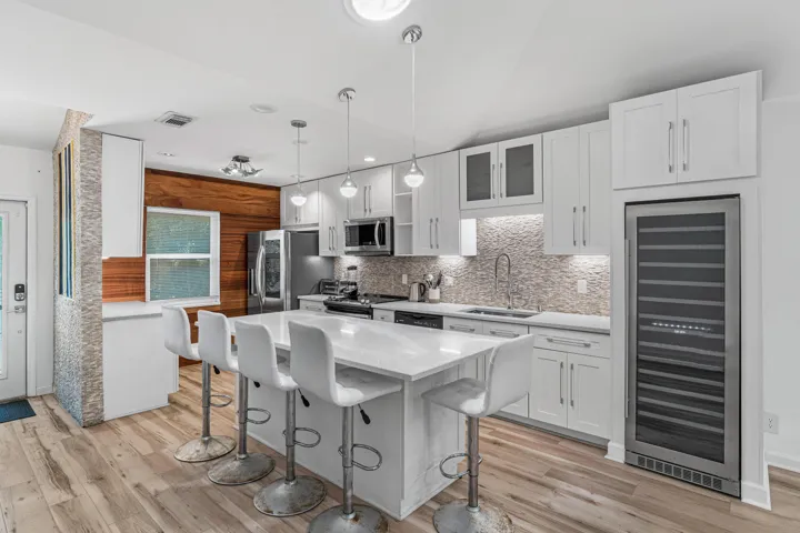 006-1124HighlandBeachDrive-HighlandBeach