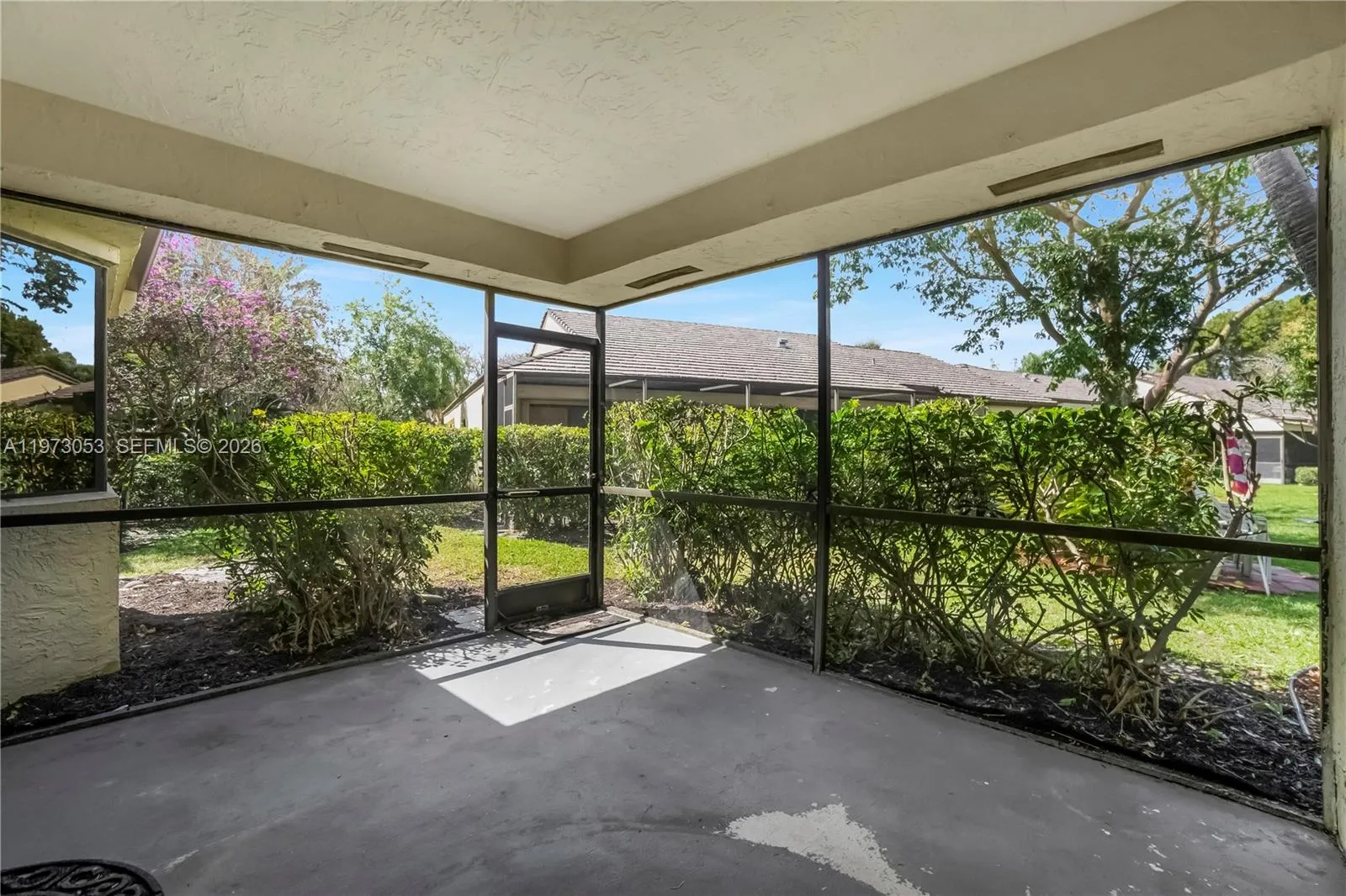 349 NW 94th Ter, Plantation FL 33324 - FOR SALE