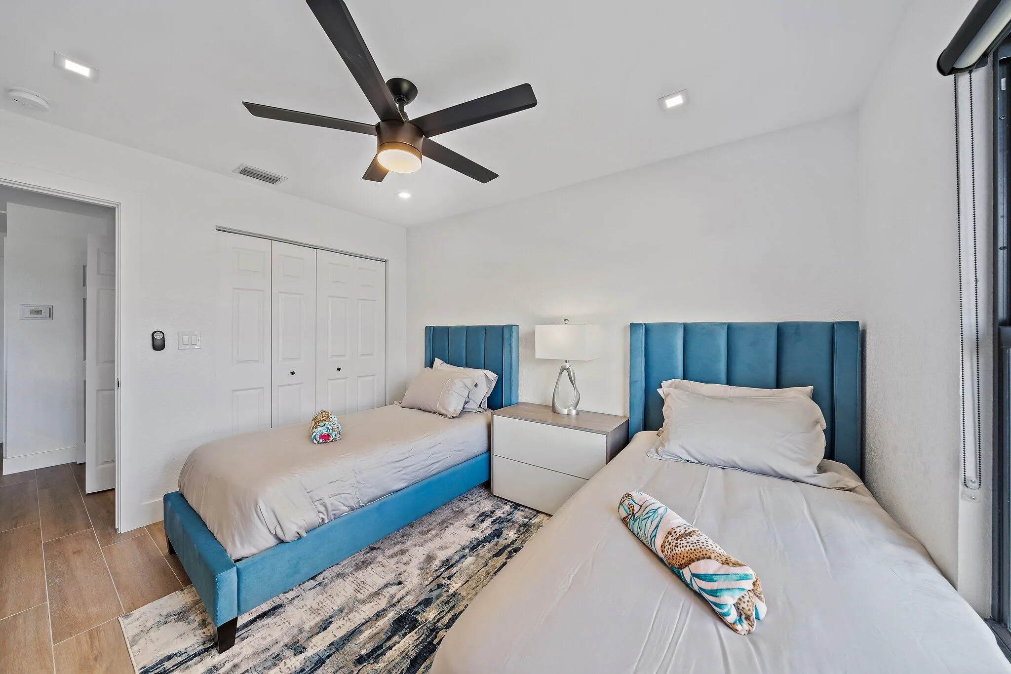 008-1878LyntonCir-FL-SMALL