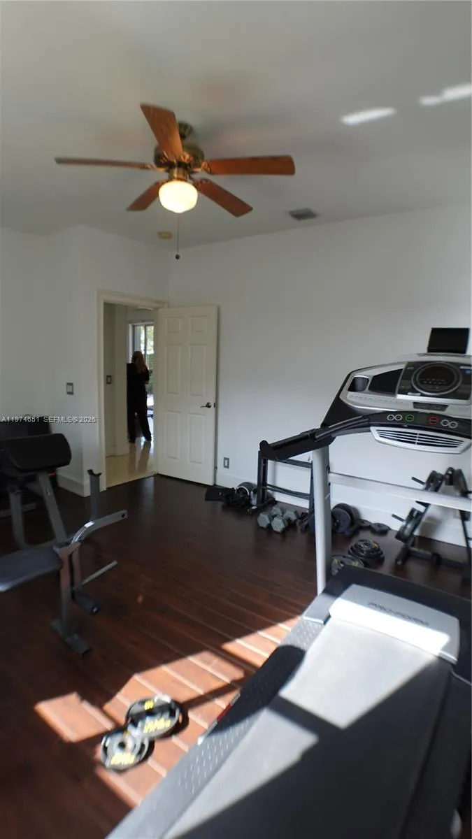 Property photo 25