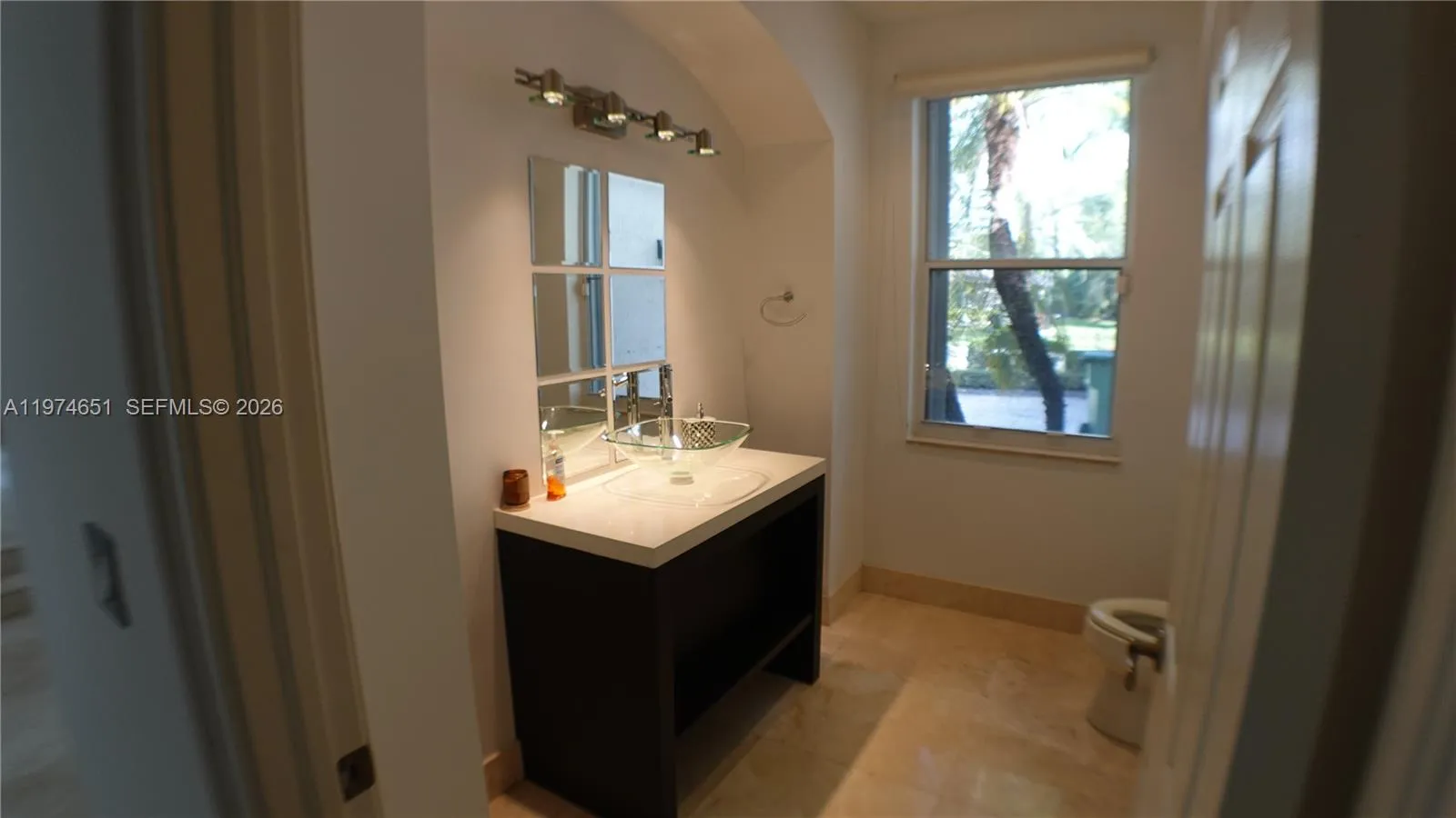 Social Bathroom