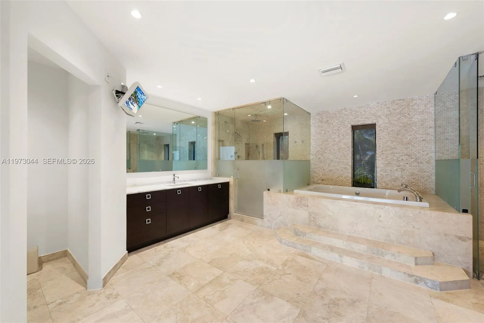 Property photo 68