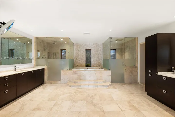 Photo 55