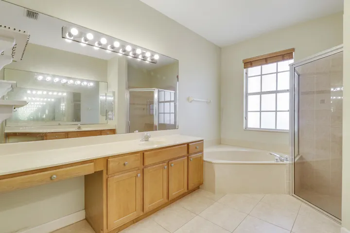 Master bath 1