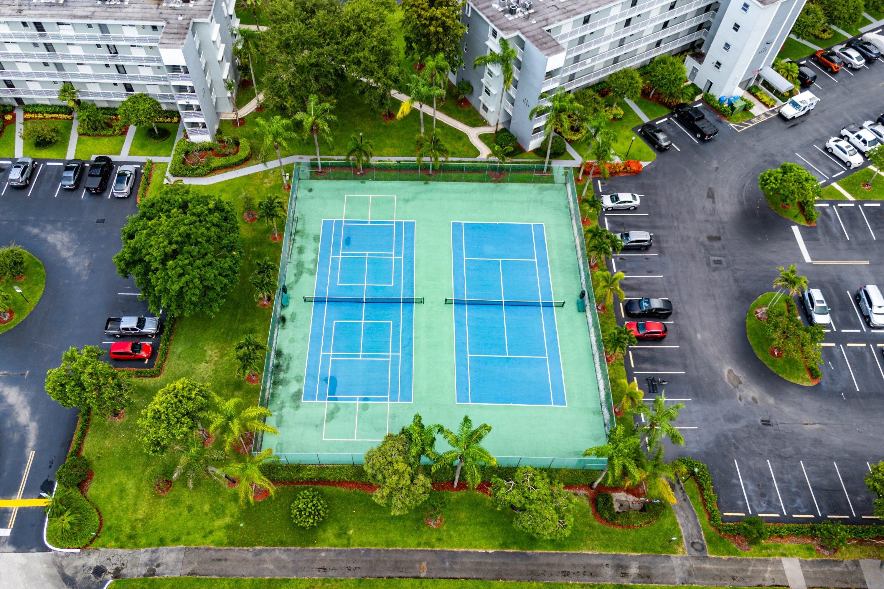039-2222NorthCypressBendDrive-403-Pompan