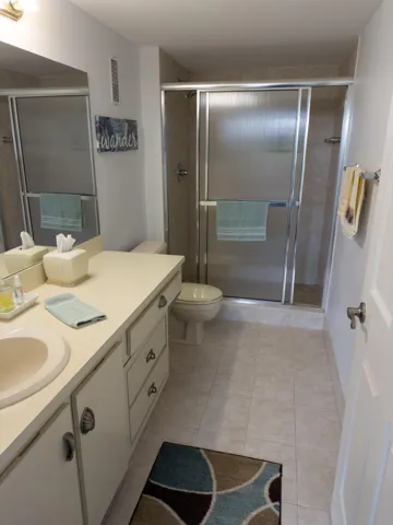 2222 N Cypress Bend-3
