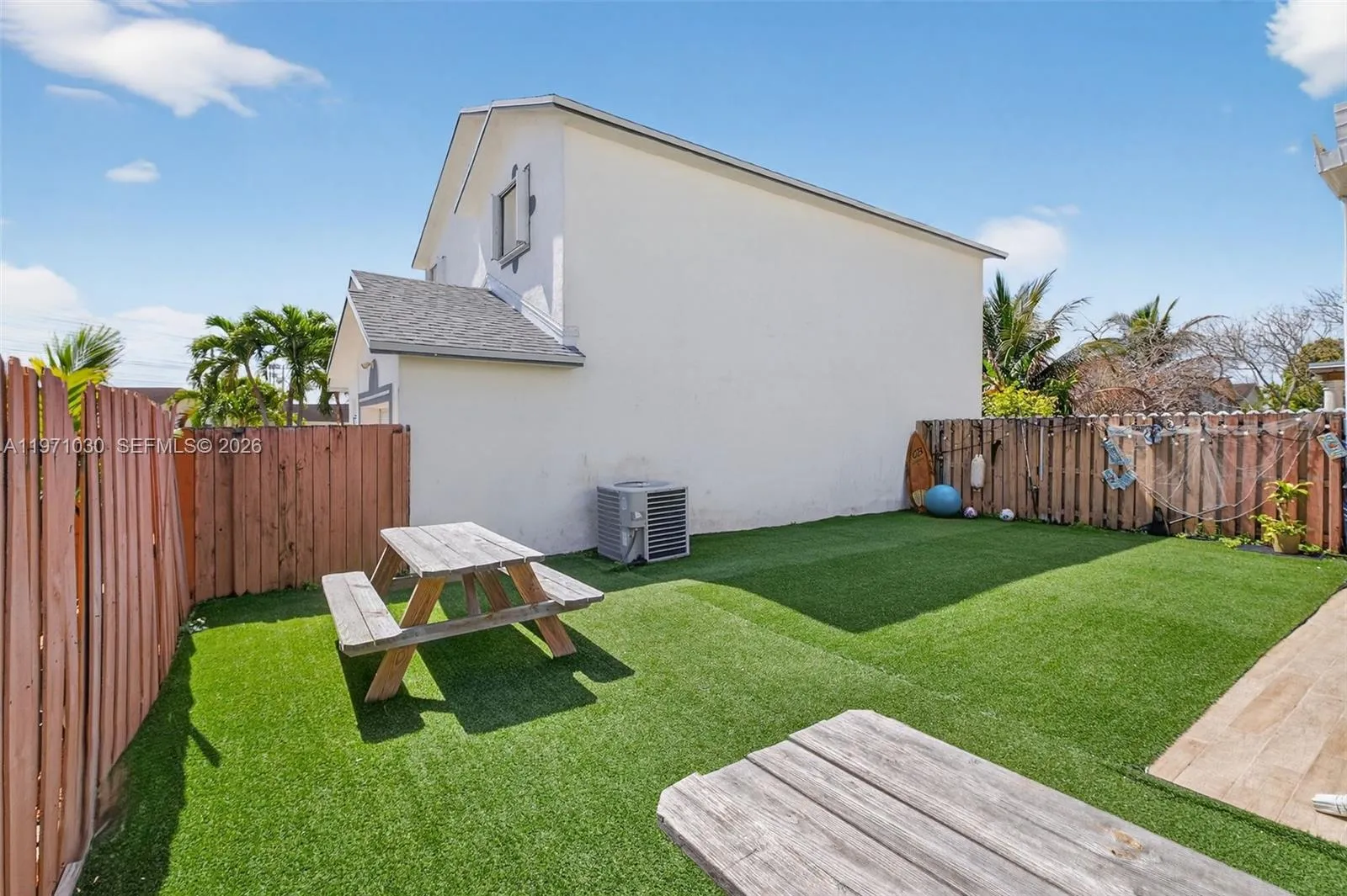 Property photo 33