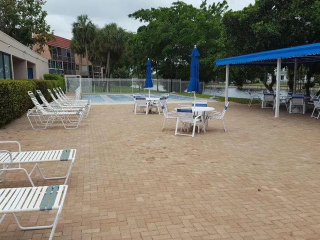 Lime BayClubhouse 9
