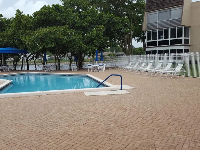 Lime Bay Pool