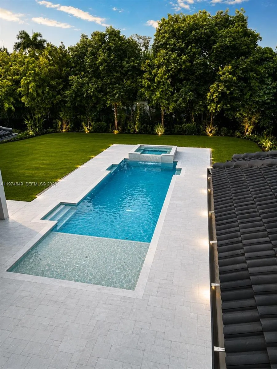 Property photo 30