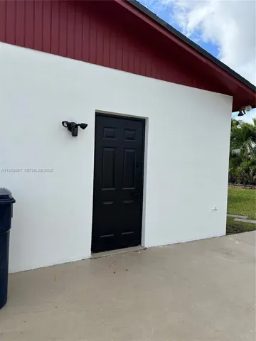 Side door