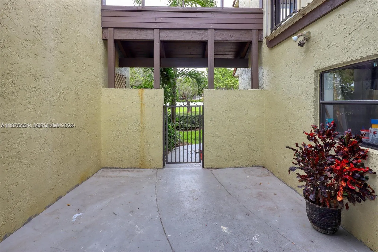 Property photo 24