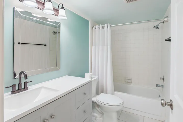 3100 SE Pruitt Rd Unit-large-021-047-310