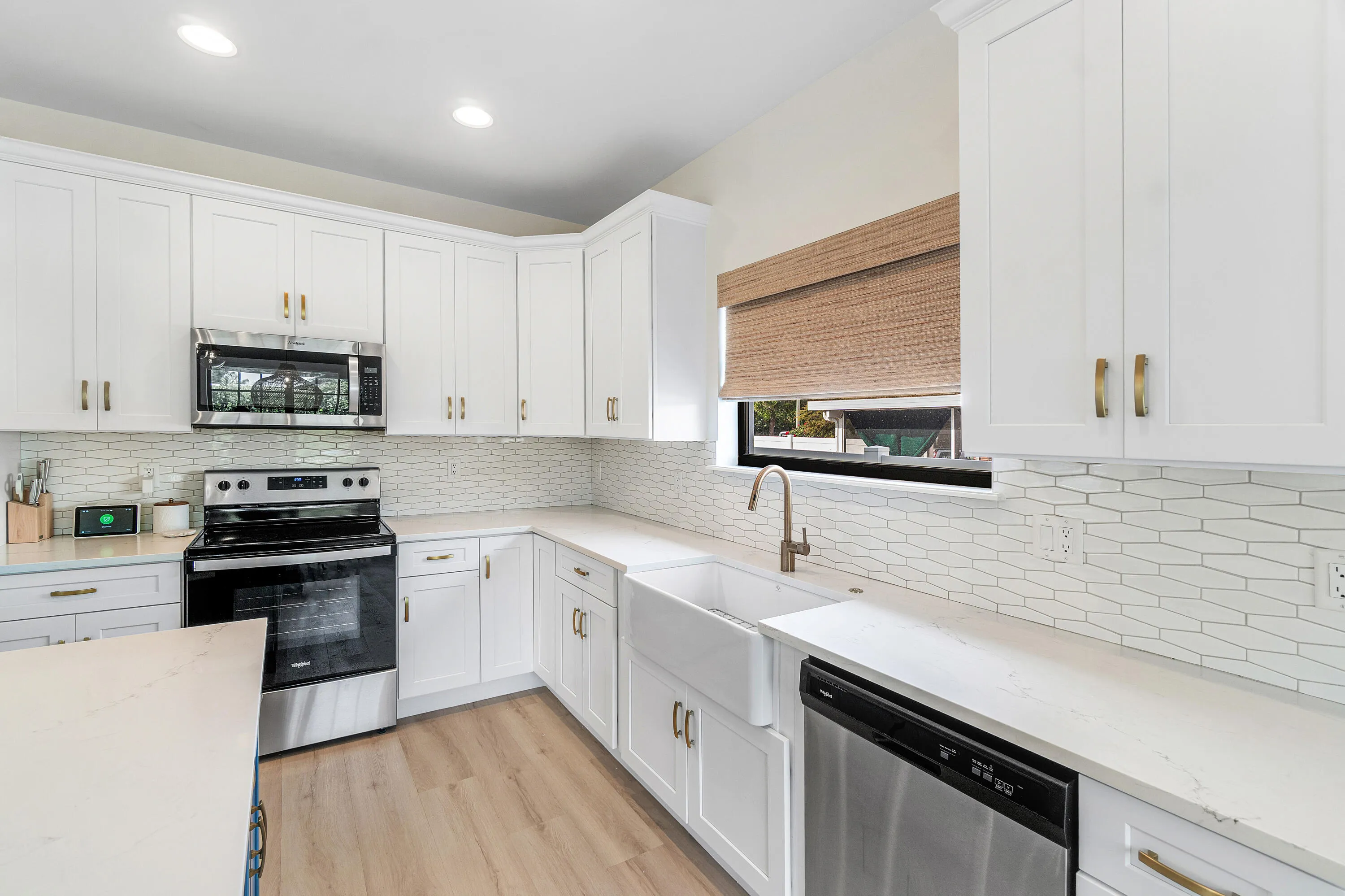 Ample Counter and Cabinet Space