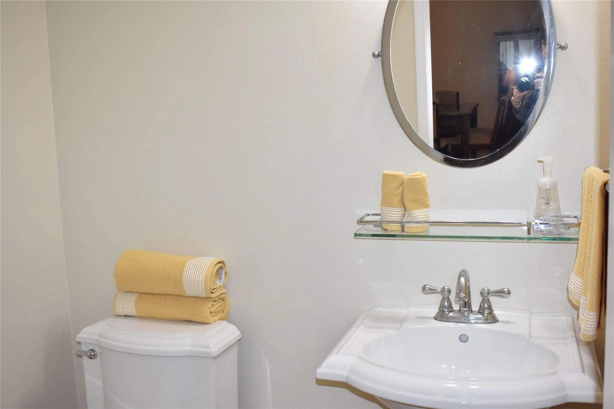 Guest Half Bath