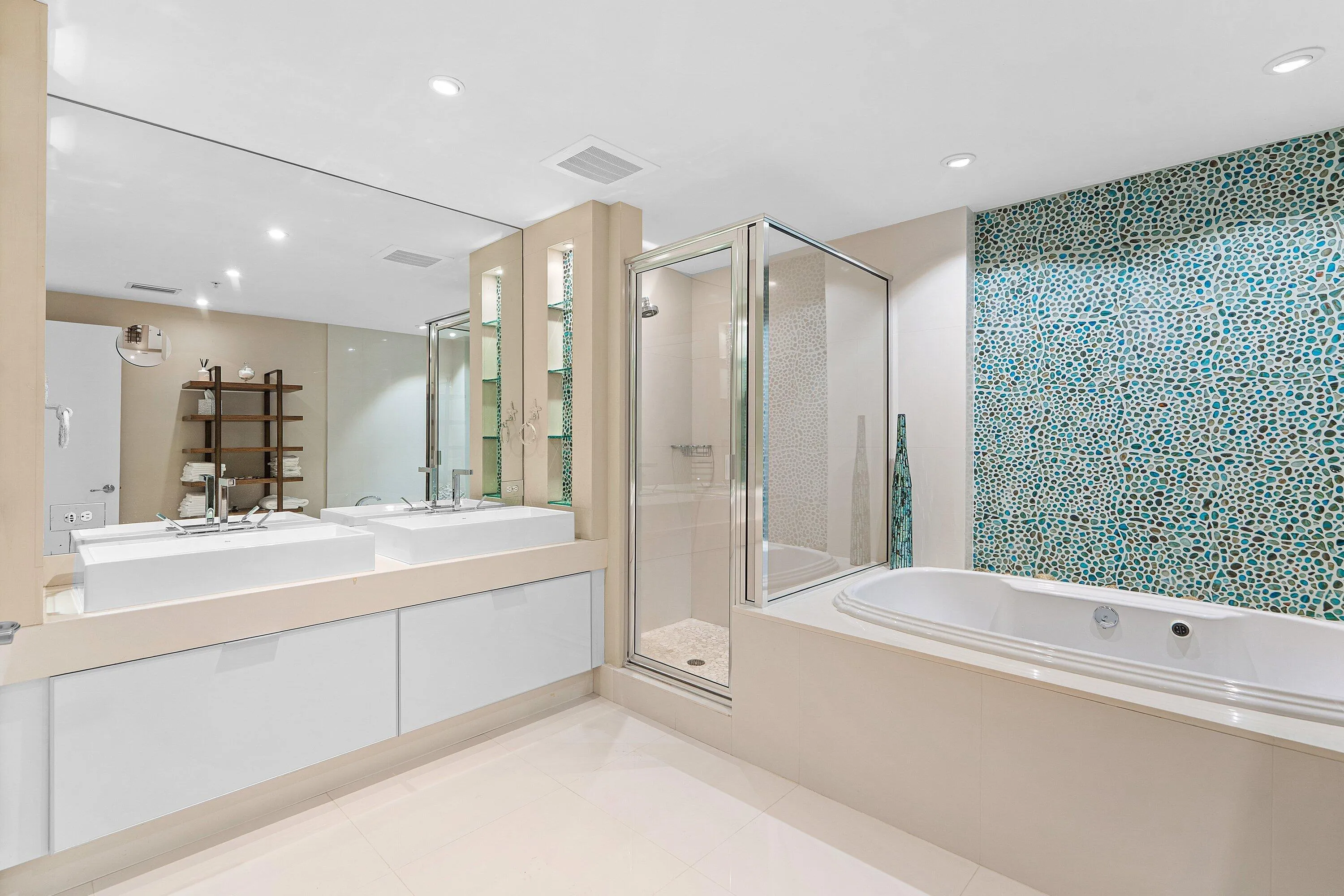021-155SouthOceanAvenue-303-PalmBeachSho