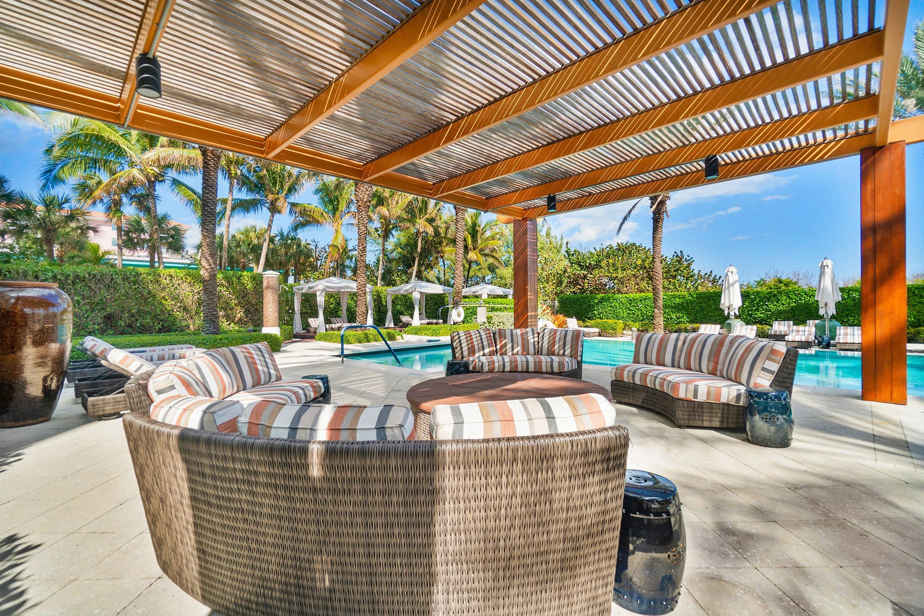 043-155SouthOceanAvenue-303-PalmBeachSho
