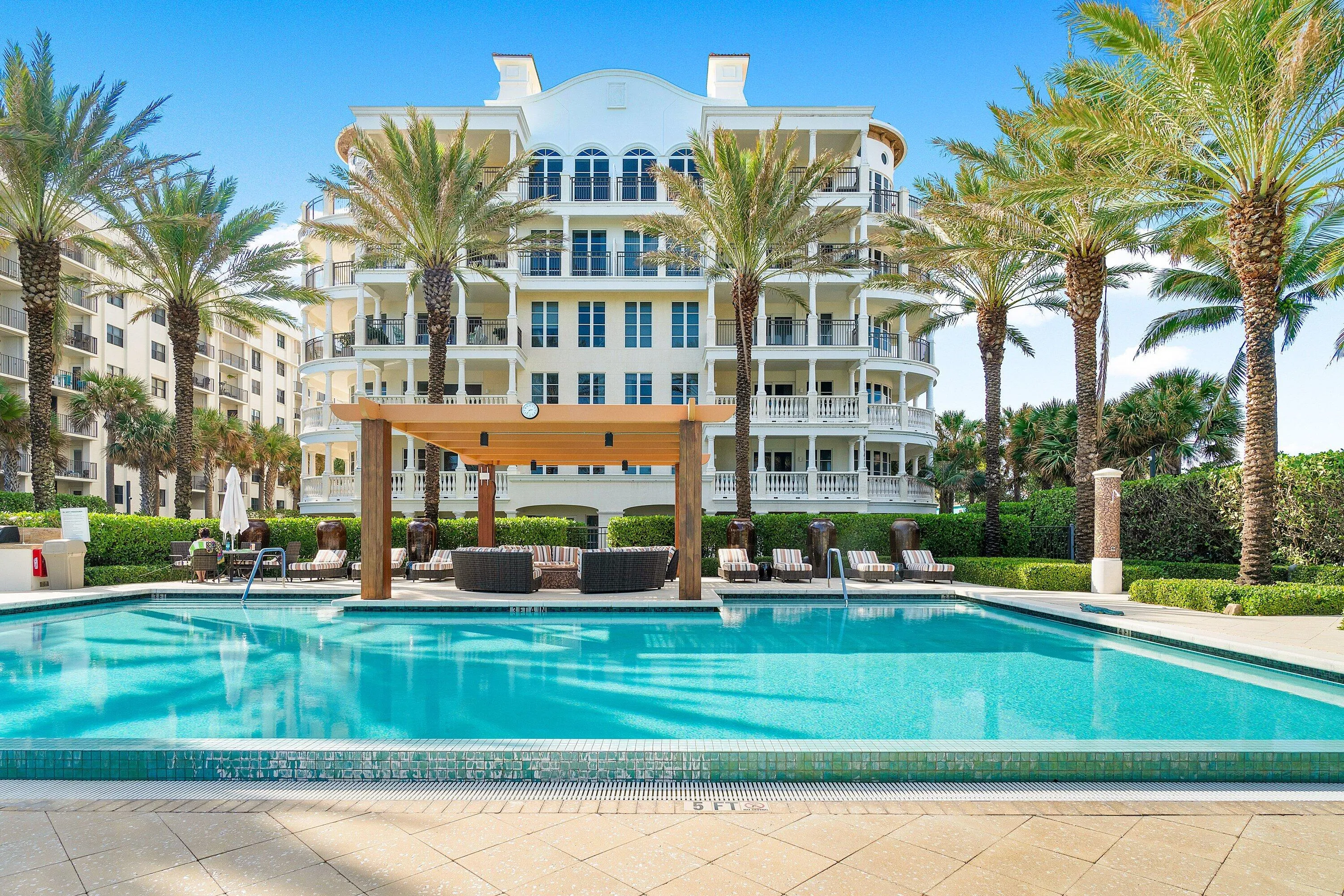 040-155SouthOceanAvenue-303-PalmBeachSho