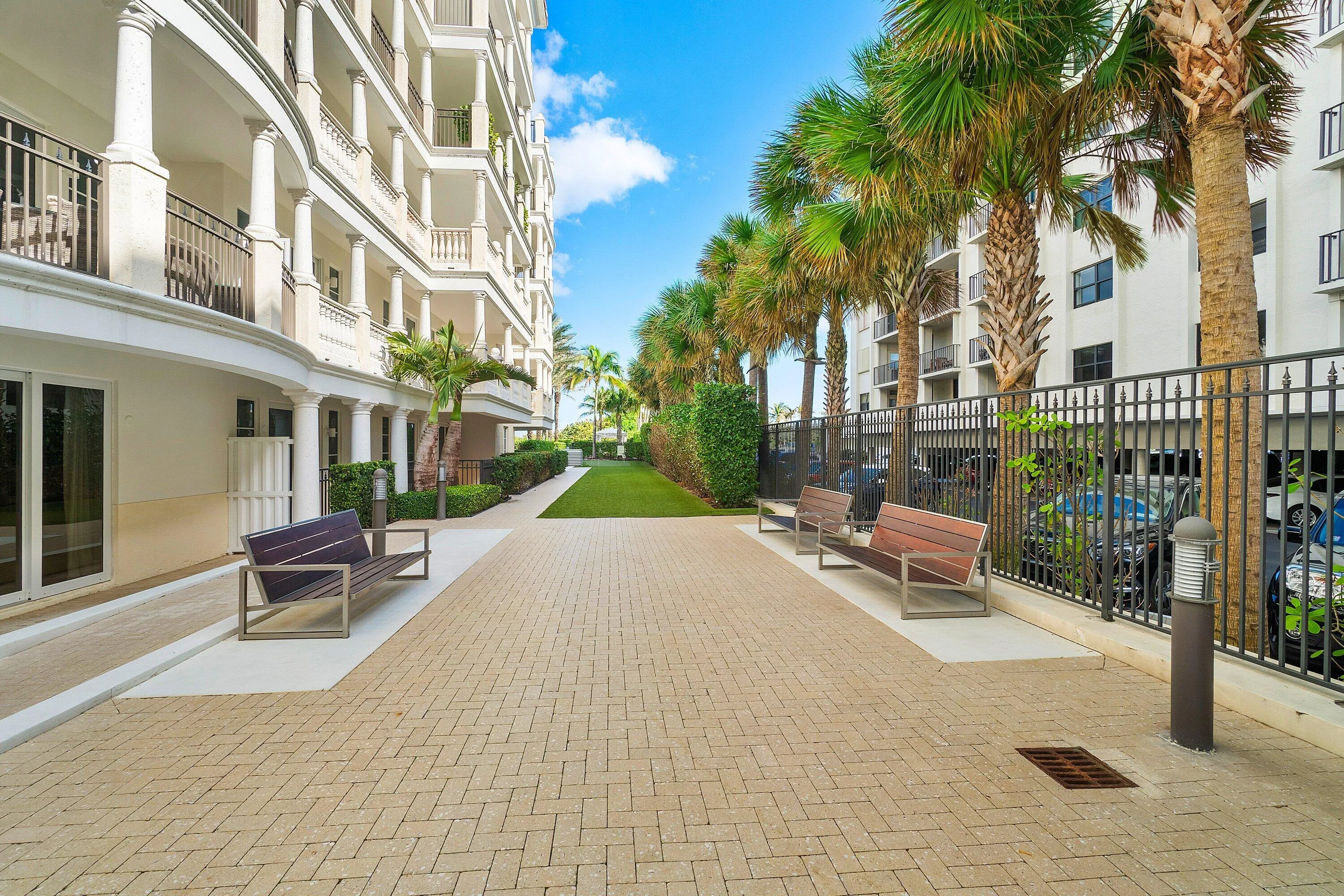 037-155SouthOceanAvenue-303-PalmBeachSho
