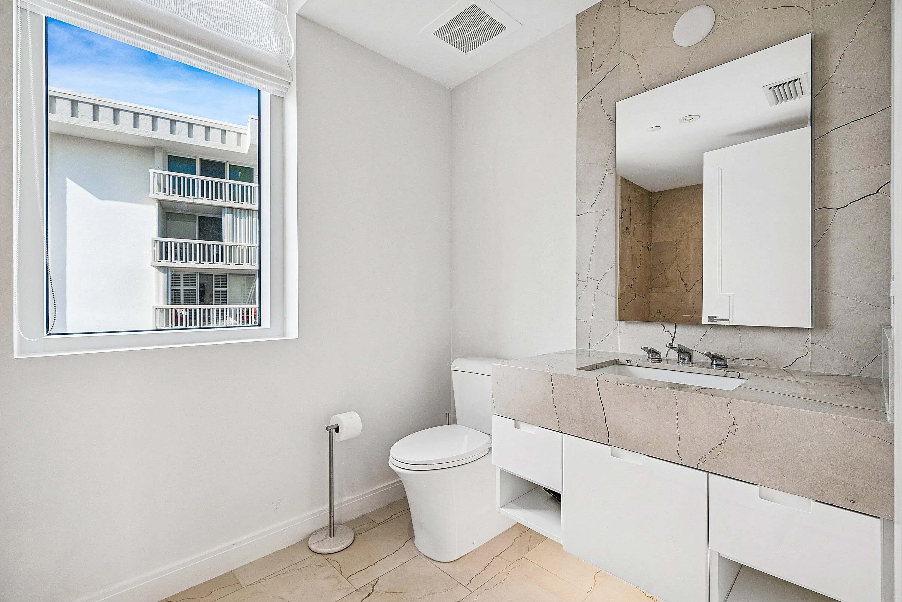 022-3550SouthOceanBoulevard-5E-SouthPalm