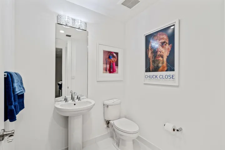 POWDER ROOM