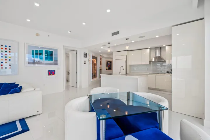 DINING TO KITCHEN