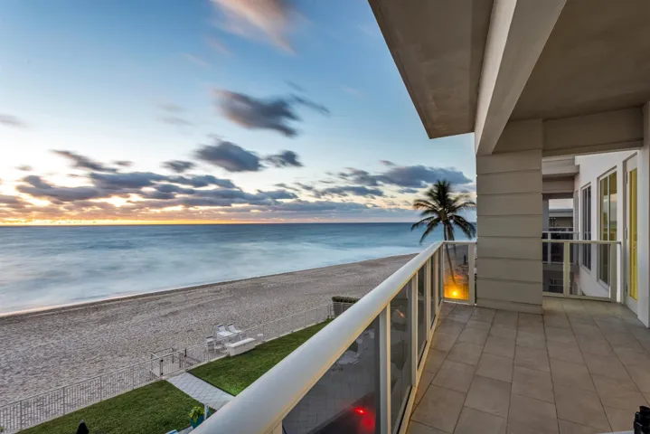 SUNRISE OCEANVEW BALCONY