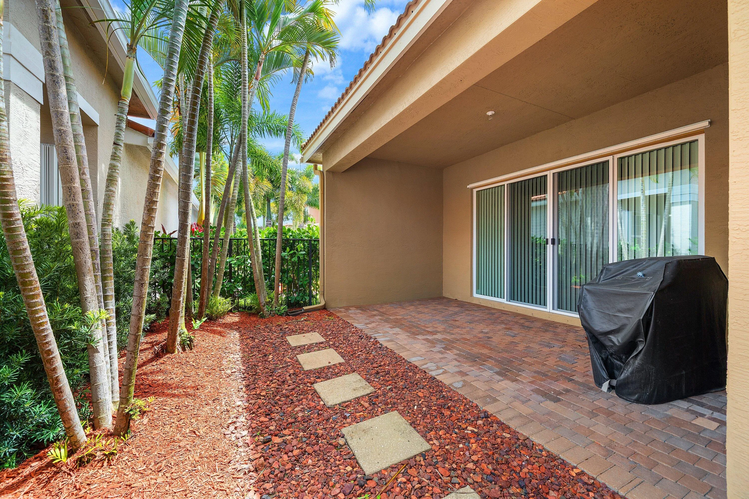 037-11546PonywalkTr-BoyntonBeach-FL-3347