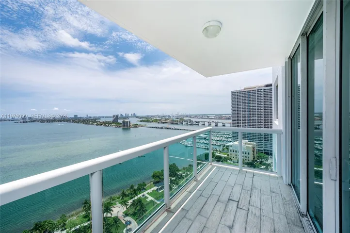 Individual balcony & South view w/ port of Miami