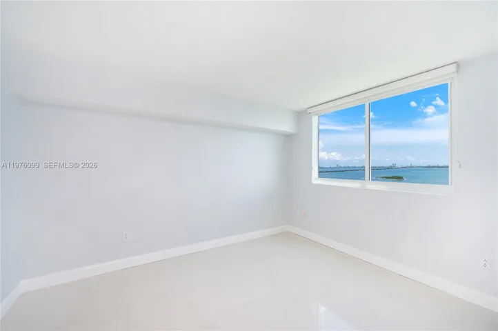 - 2nd bedroom with bay view
