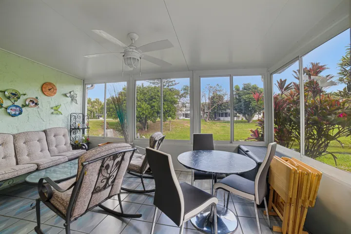 Screened/Glassed Patio