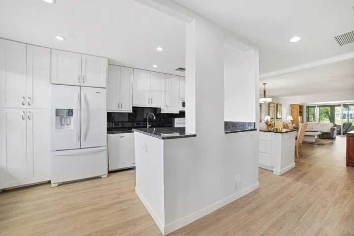 Beautifully Renovated Open Kitchen