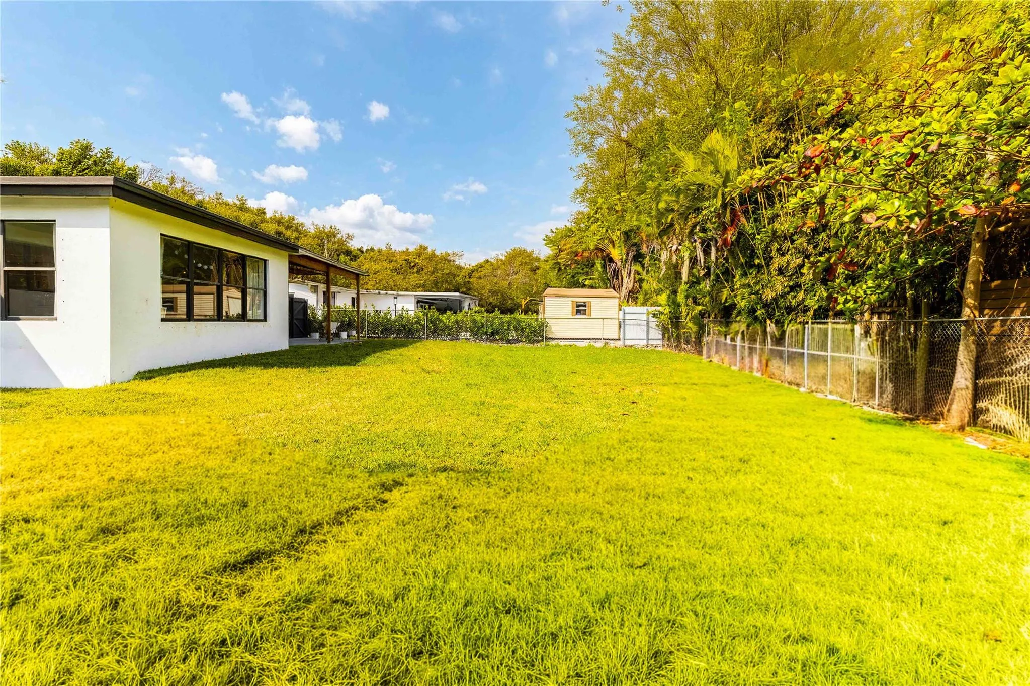 Property photo 35