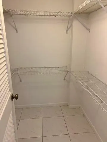 11234 Green lake primary closet