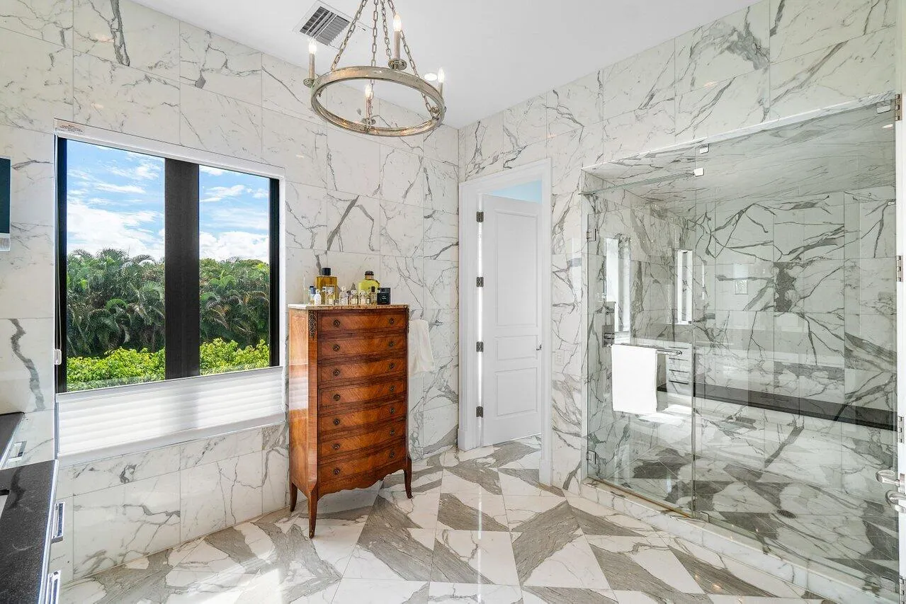 040-7172ValenciaDrive-BocaRaton-FL-33433