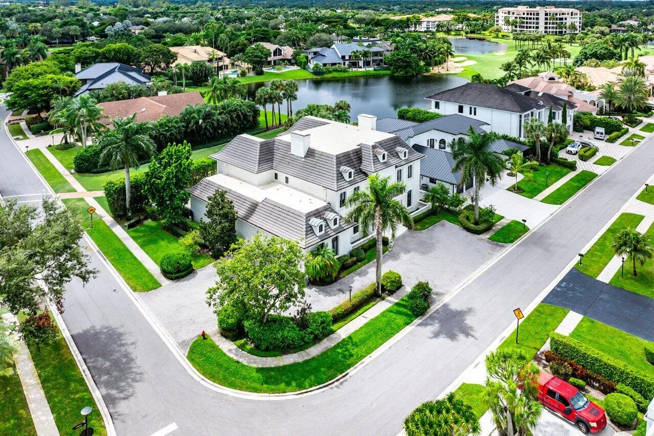 079-7172ValenciaDrive-BocaRaton-FL-33433