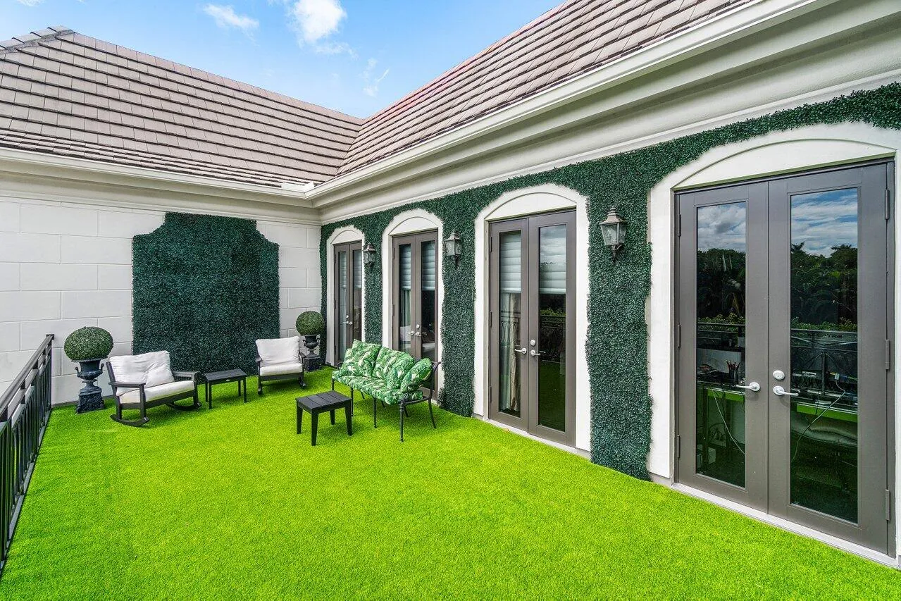 066-7172ValenciaDrive-BocaRaton-FL-33433