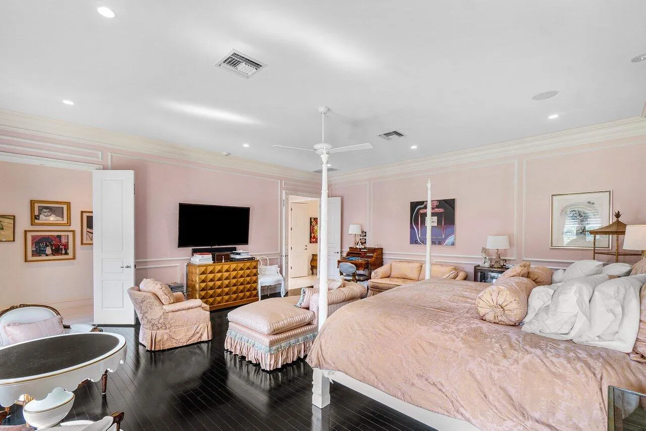 039-7172ValenciaDrive-BocaRaton-FL-33433