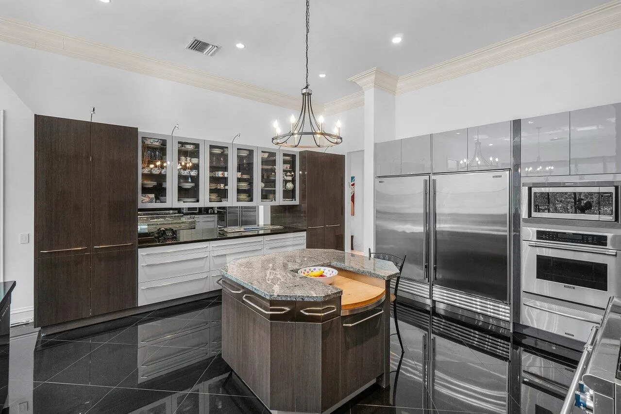 024-7172ValenciaDrive-BocaRaton-FL-33433