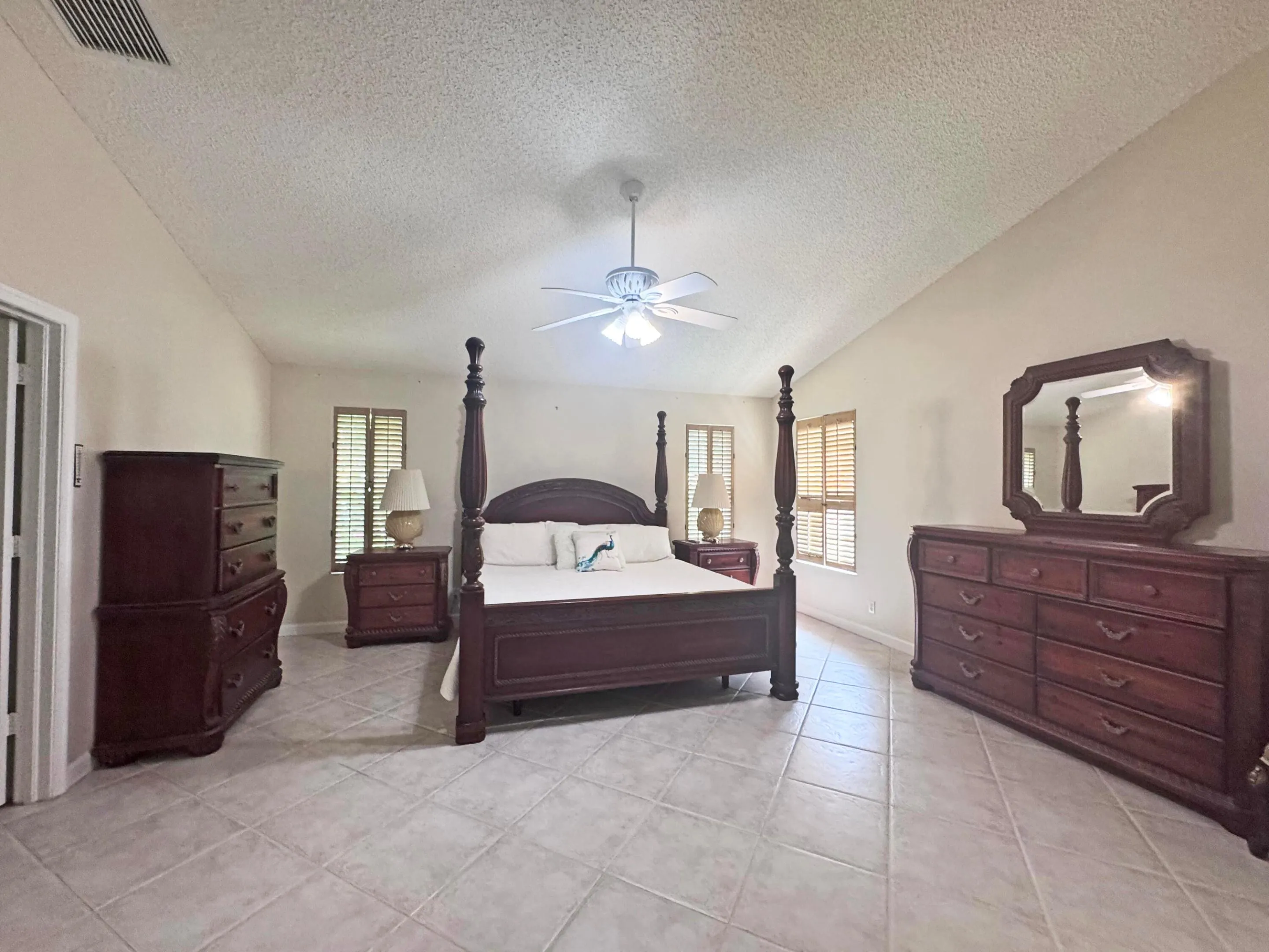 Main bedroom