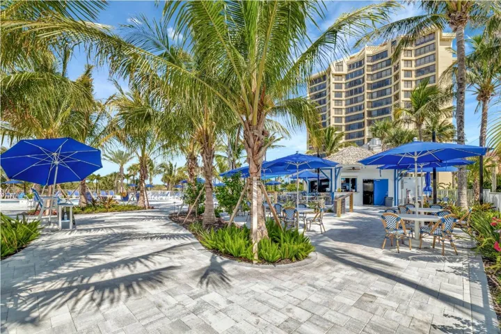 POOL & TIKI BAR ENTRANCE
