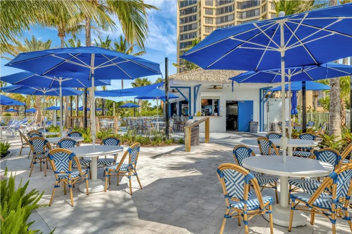 TIKI BAR.............